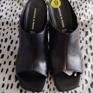 Christian Di'Riccio Peep toe Mules 9-M